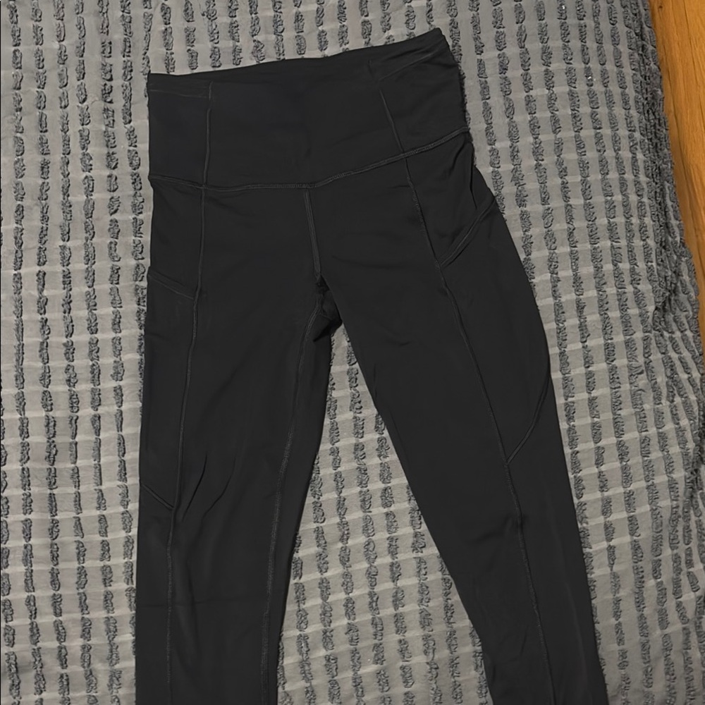 Lululemon Black High-Waisted cropped Leggings